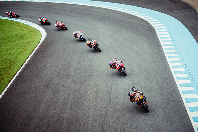 KTM MotoGP 02