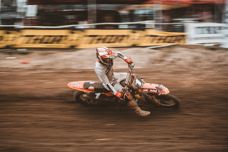 ktm moto 1