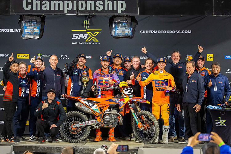 KTM 1
