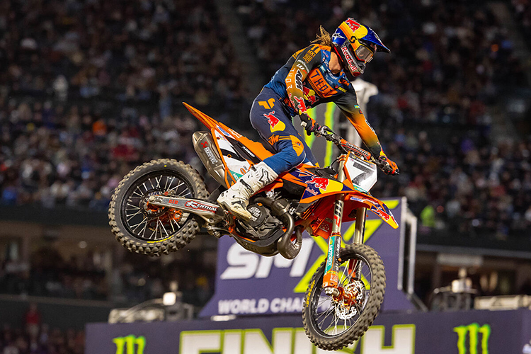 KTM 4