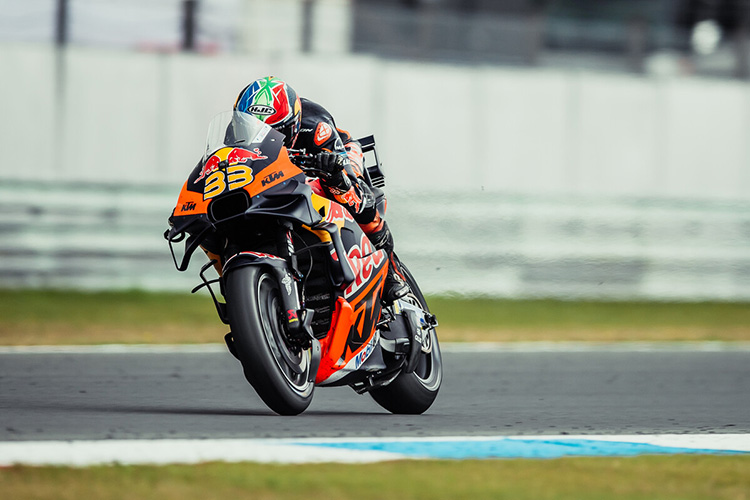 ktm brad 03
