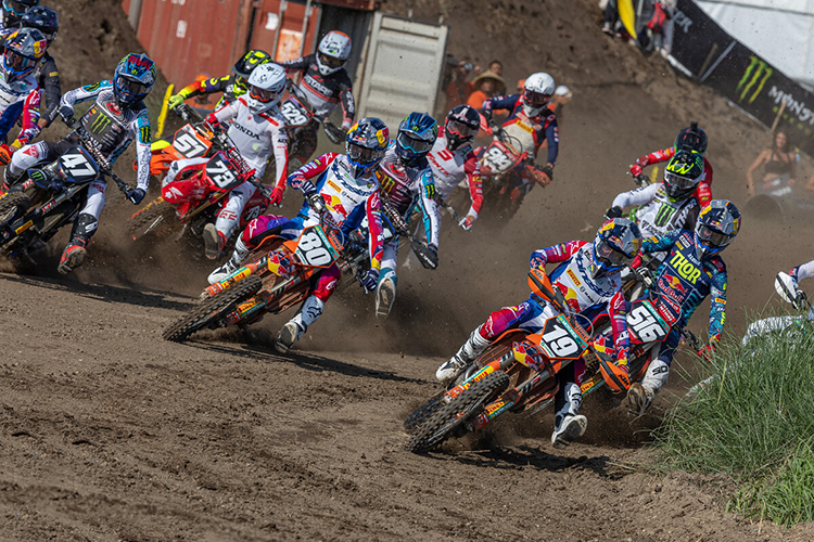 ktm mxgp 02