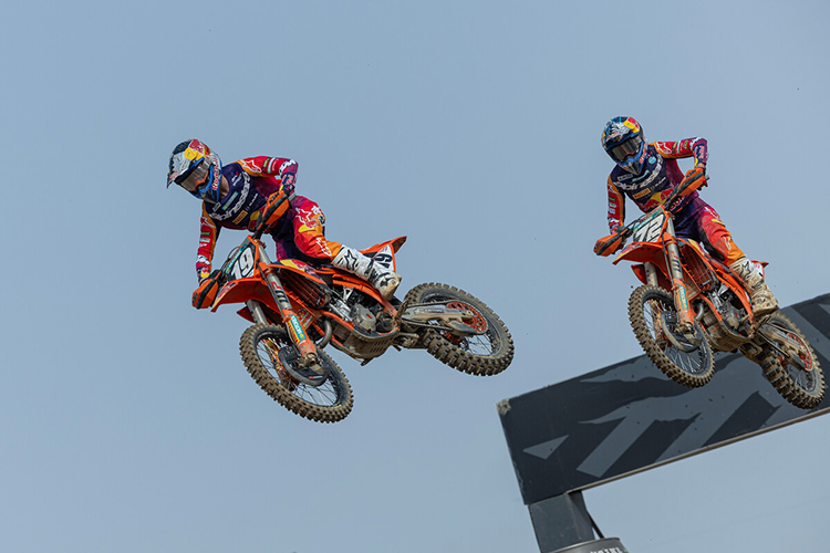 KTM MX 04