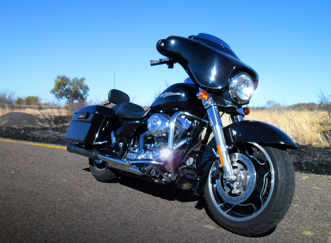 HD streetglide side full