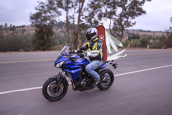 MT 07 ridingimage01
