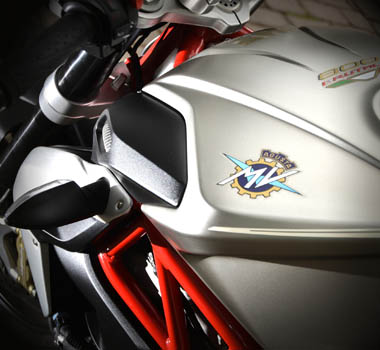 mv augusta 800 tank