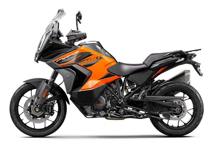 KTM 1290 SUPER ADVENTURE S Studio left