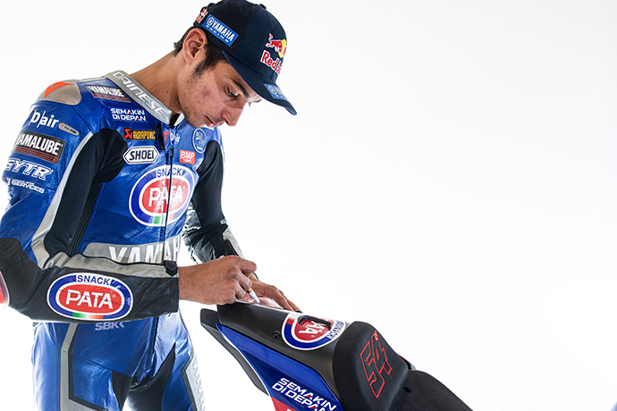 2021 Yamaha YZF R1M TR54 Replica Autograph DSC 7608