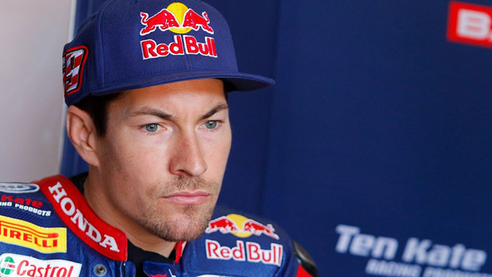 1068364-hayden-nicky
