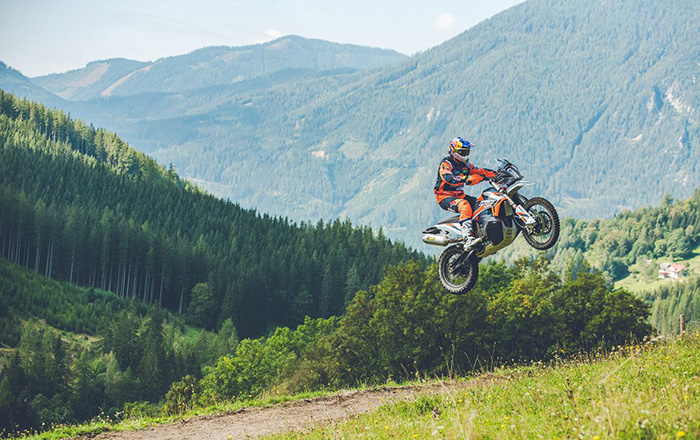 KTM 890 ADVENTURE R RALLY Action Toby Price