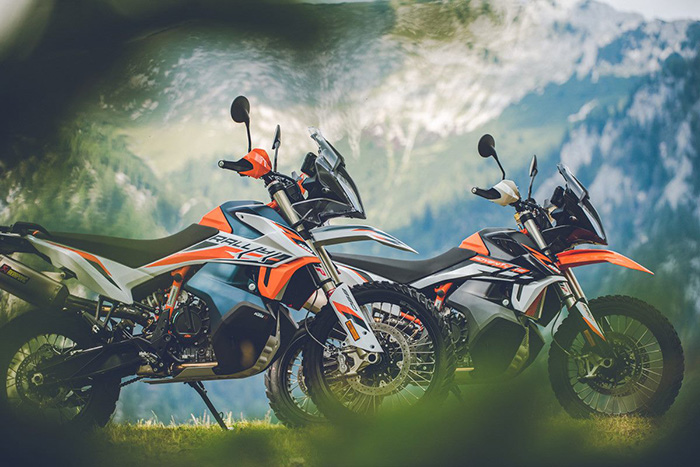 KTM 890 ADVENTURE R R RALLY static