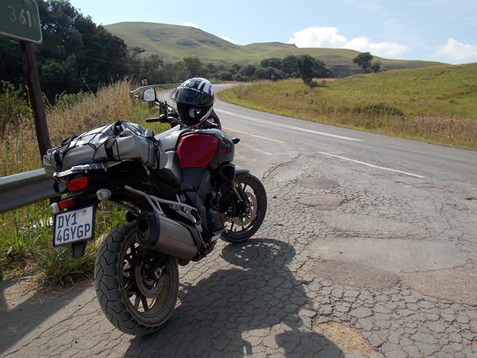 V-Strom KTM 01