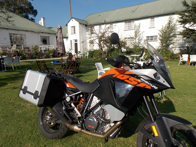 V-Strom KTM 02