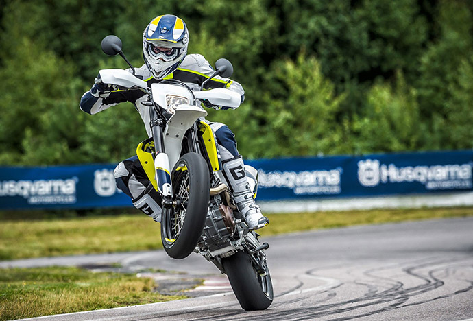 701 MOTARD RIDE