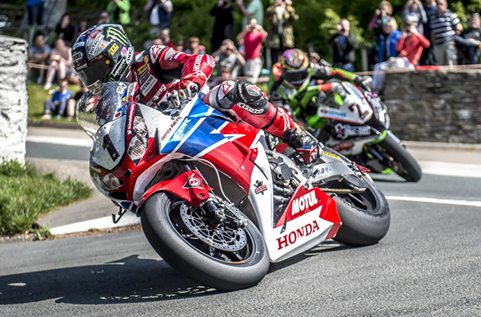 Motul 02