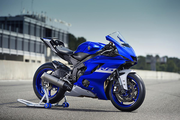 R6side